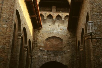 225_24.04.-S. Gimignano